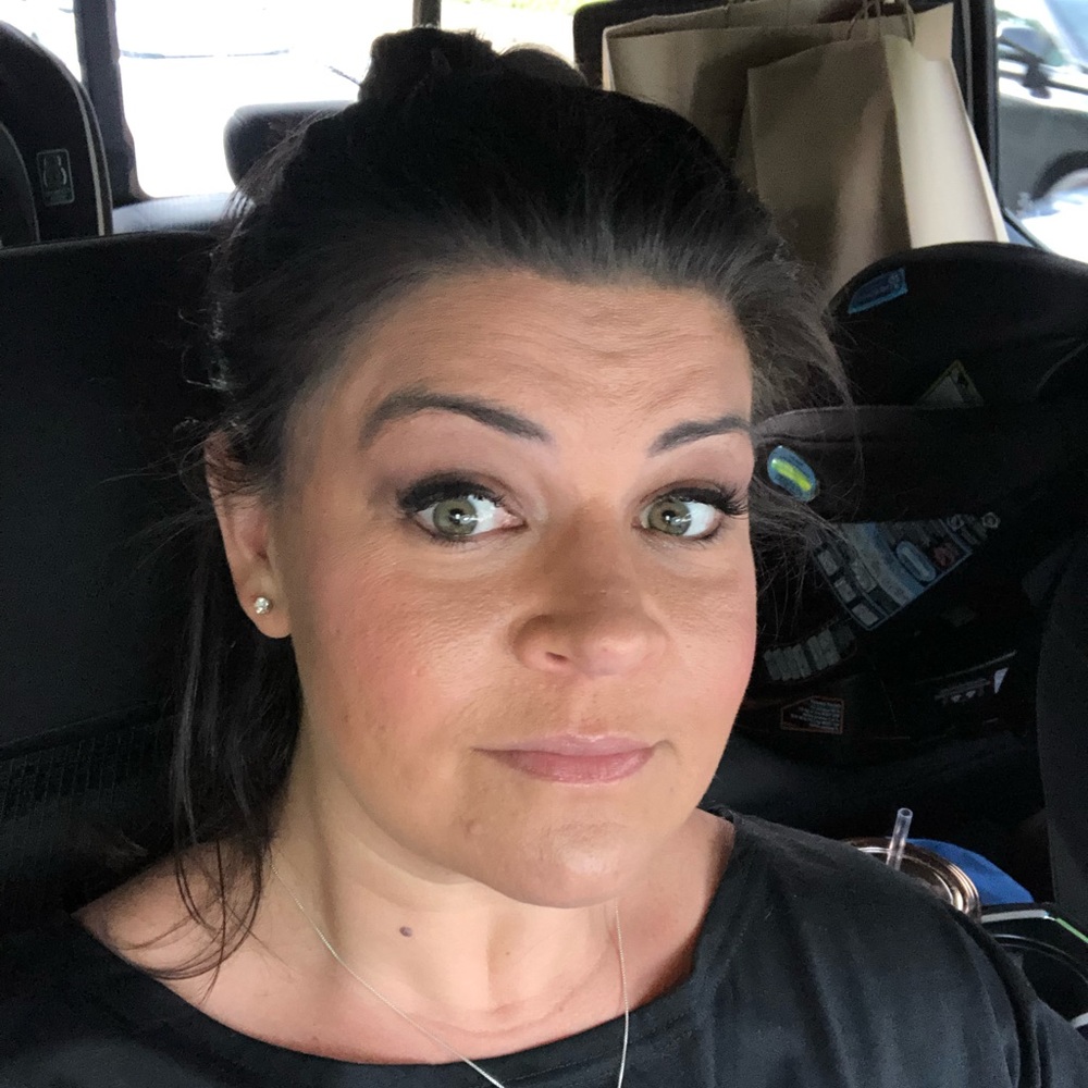 Meet your Posher, Christine